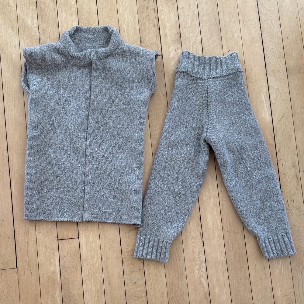 100% wool long vest and high waist pant set 2 year
